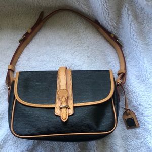SALE!! Dooney and Bourke handbag